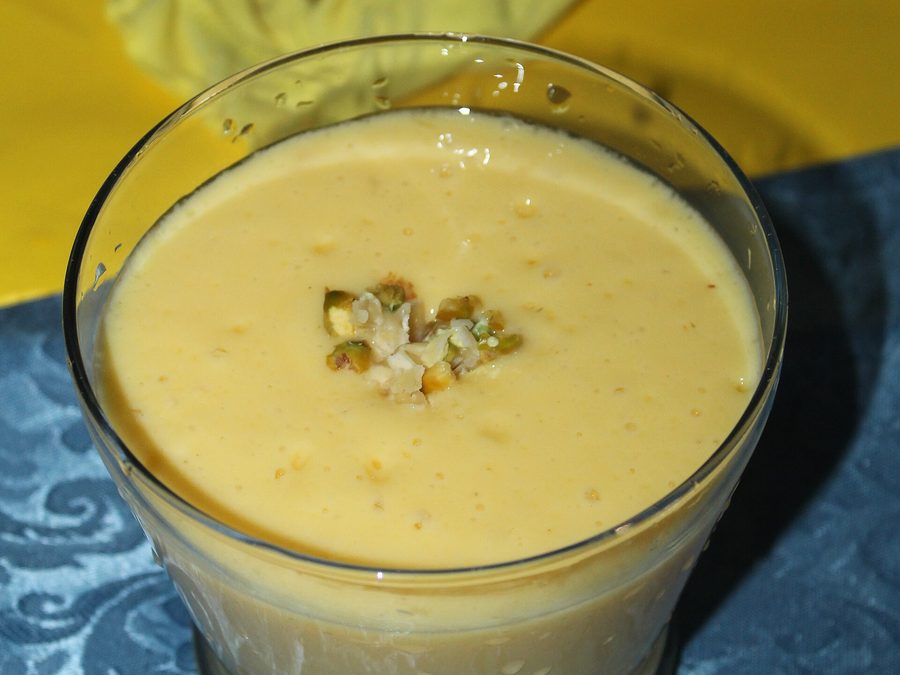 Mango lassi