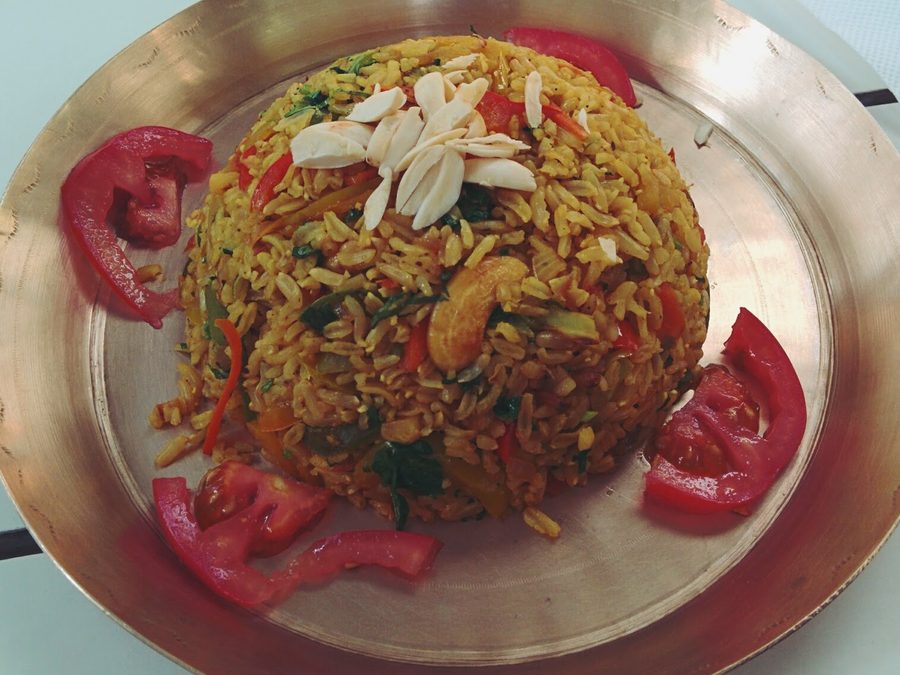 Vegetable pulav with raita